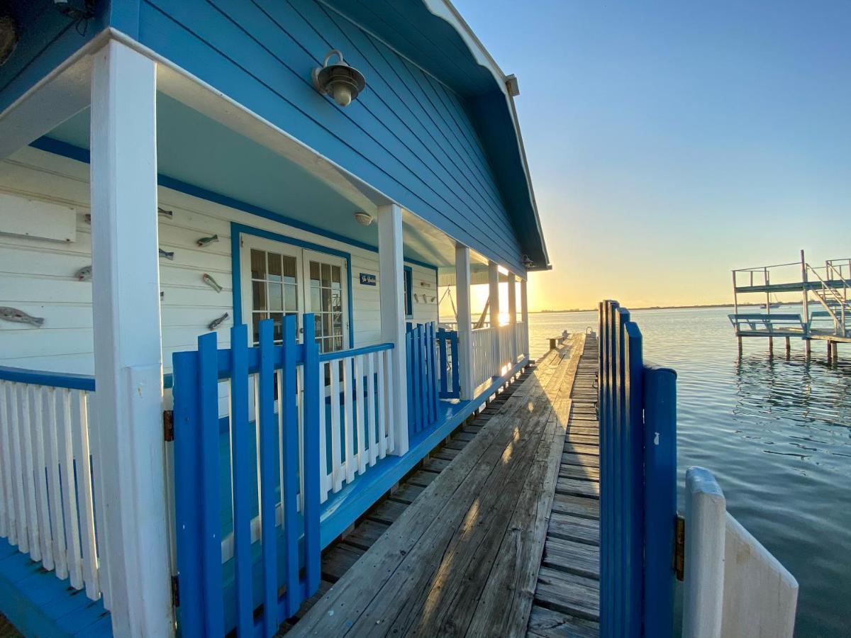 The Odyssey Resort Утила Екстериор снимка