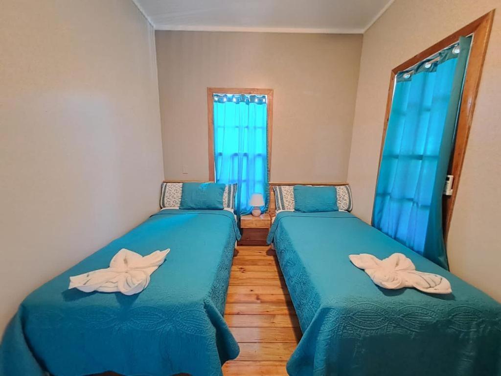 The Odyssey Resort Утила Екстериор снимка